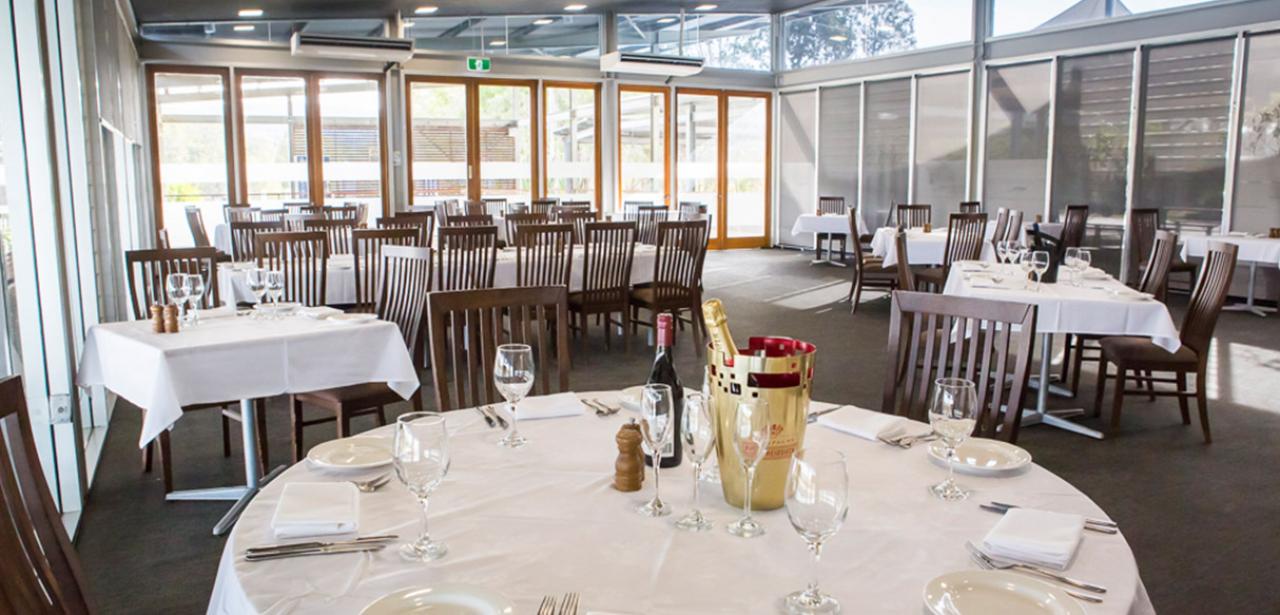 sirc-restaurant-dining-room
