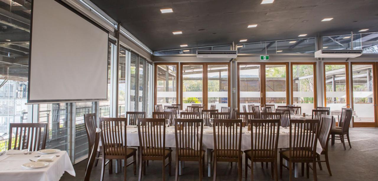 sirc-restaurant-screen